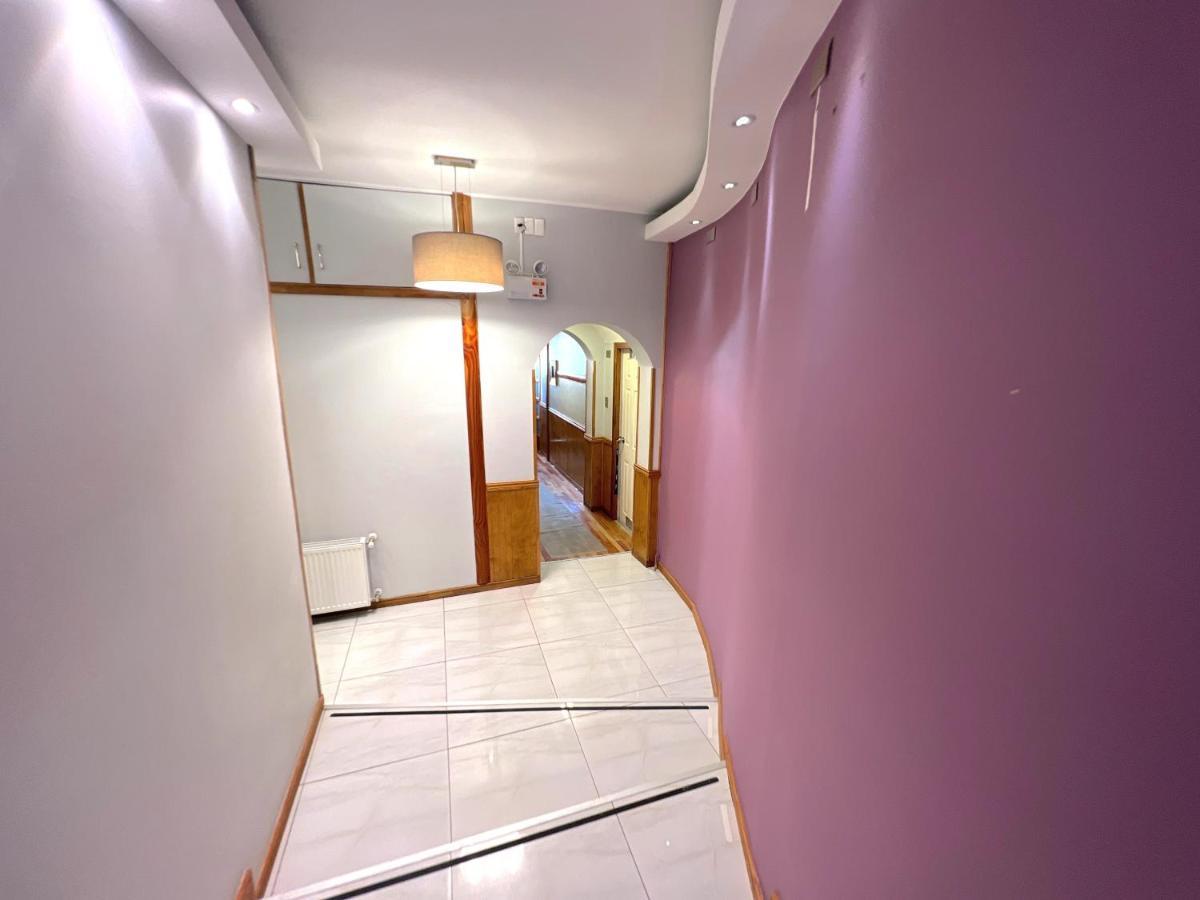 Apartamento Incredible Downtown Duplex With Interior Backyard Punta Arenas Exterior foto