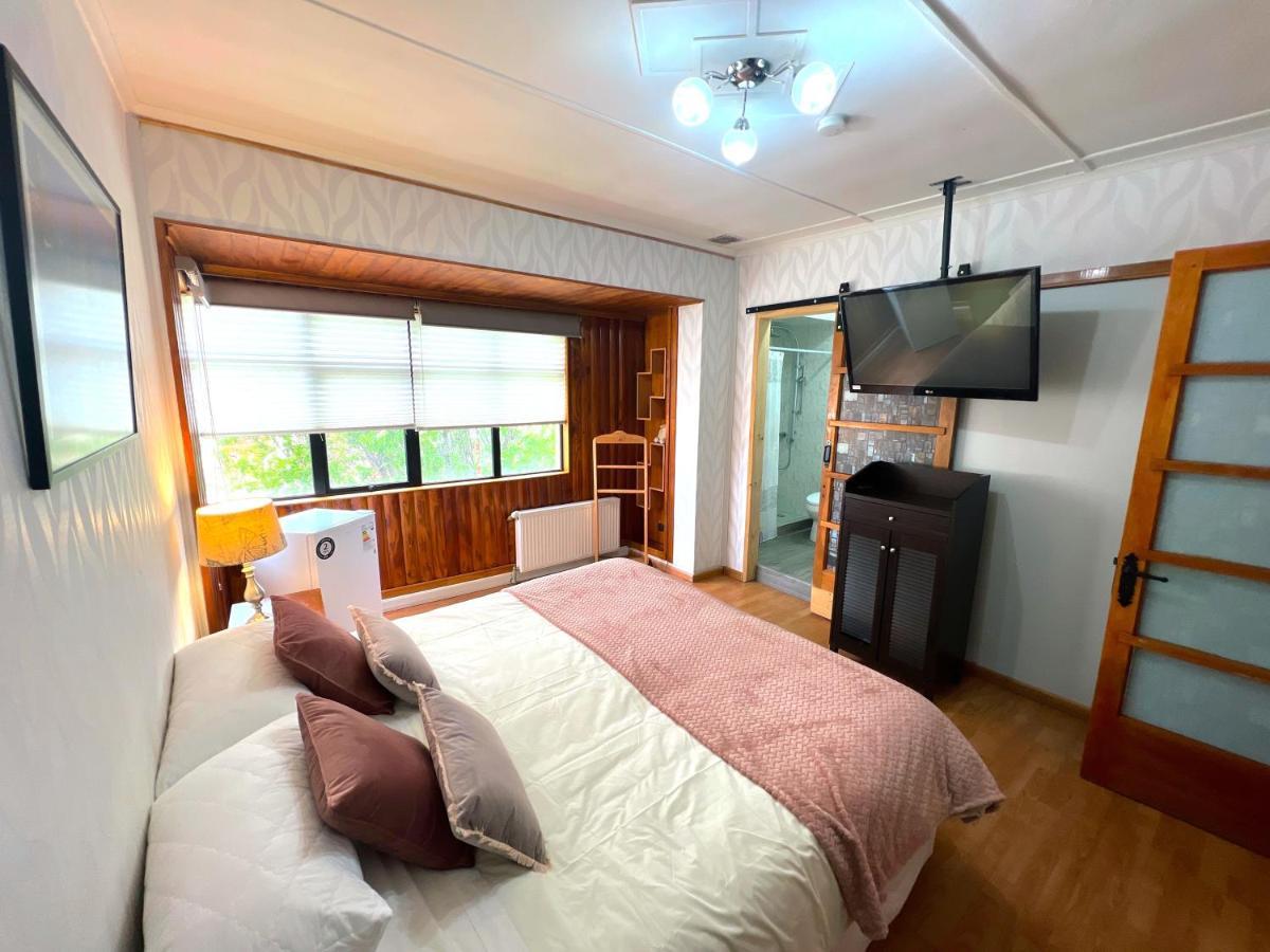 Apartamento Incredible Downtown Duplex With Interior Backyard Punta Arenas Exterior foto