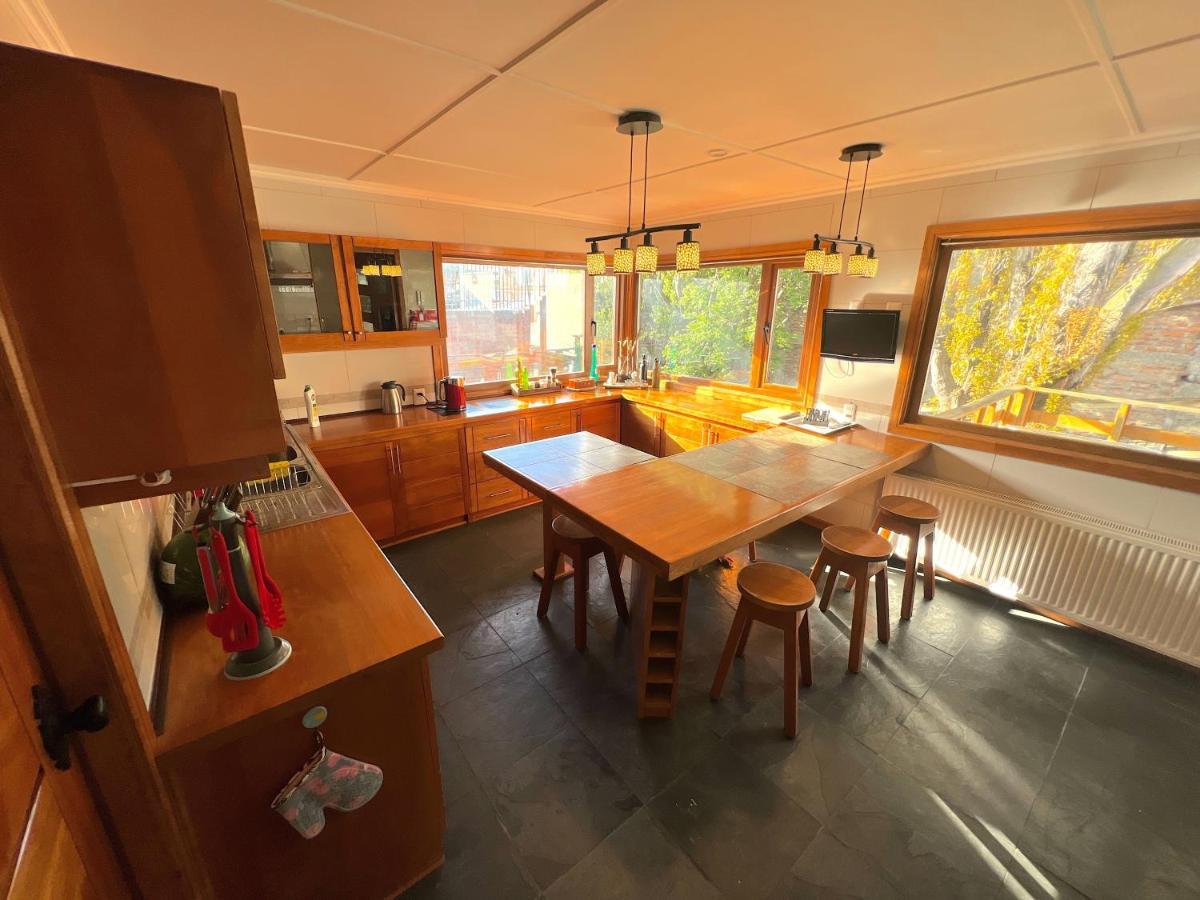Apartamento Incredible Downtown Duplex With Interior Backyard Punta Arenas Exterior foto